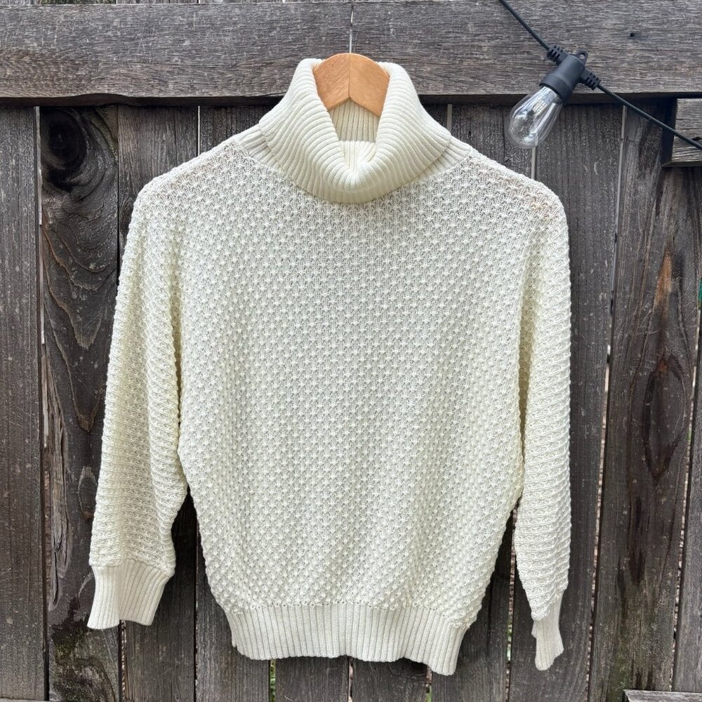 80s White Knit Turtleneck Sweater by Keneth Too! Size M